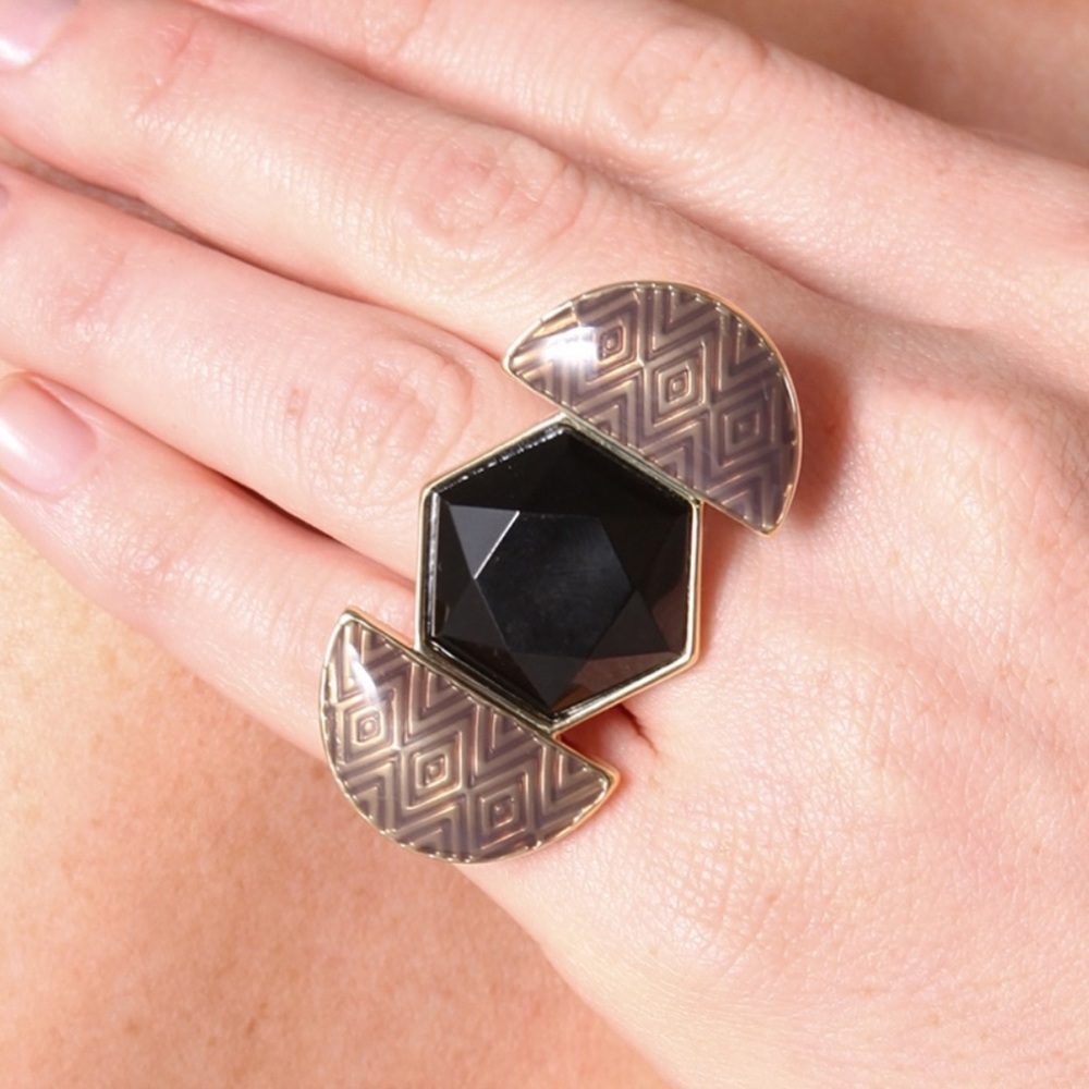 HOUSE OF HARLOW 1960 RING